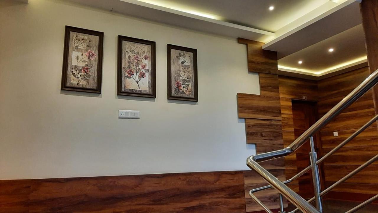 Hotel Royal City 실리구리 외부 사진
