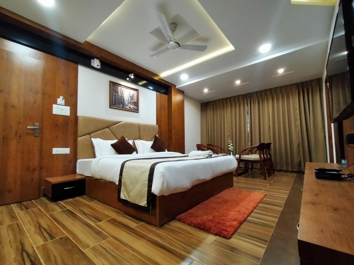 Hotel Royal City 실리구리 외부 사진