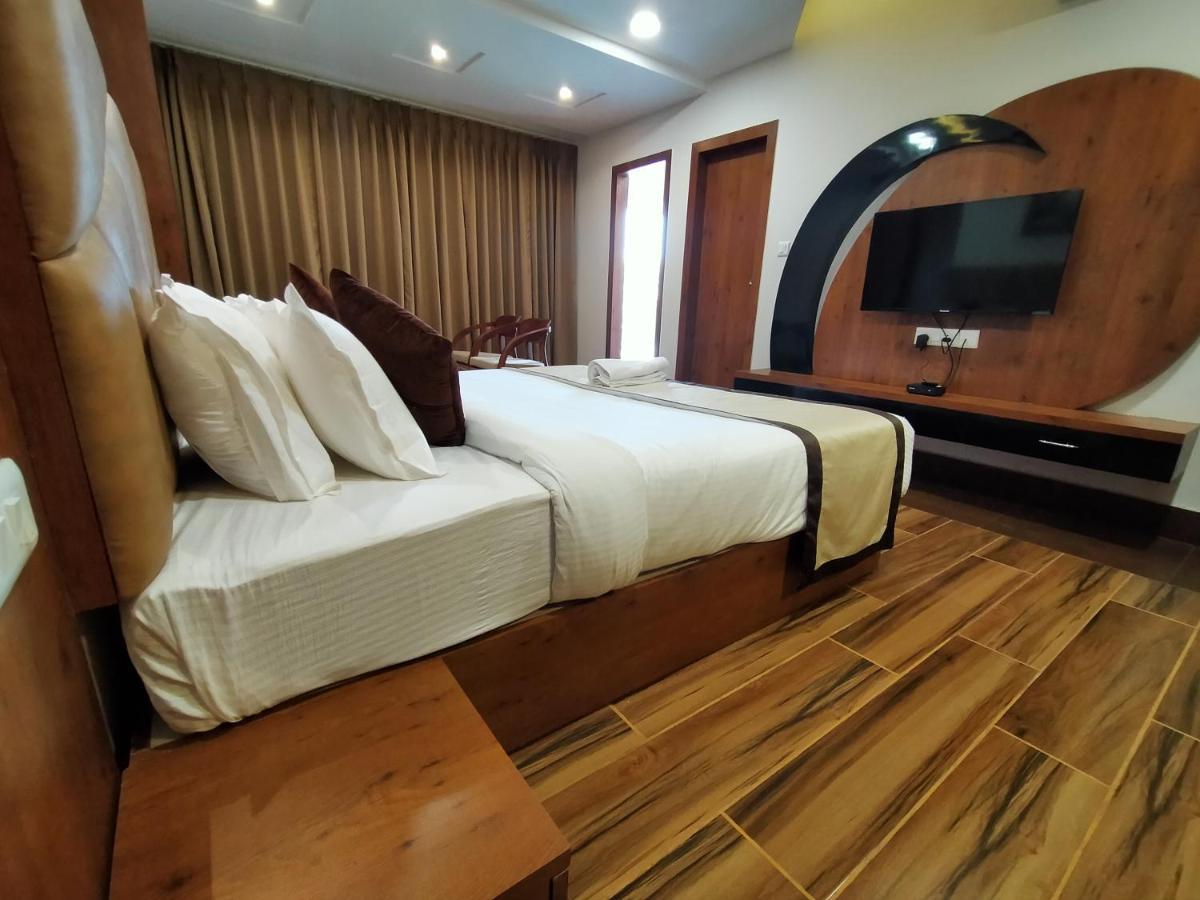 Hotel Royal City 실리구리 외부 사진