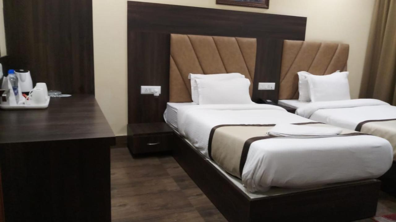 Hotel Royal City 실리구리 외부 사진