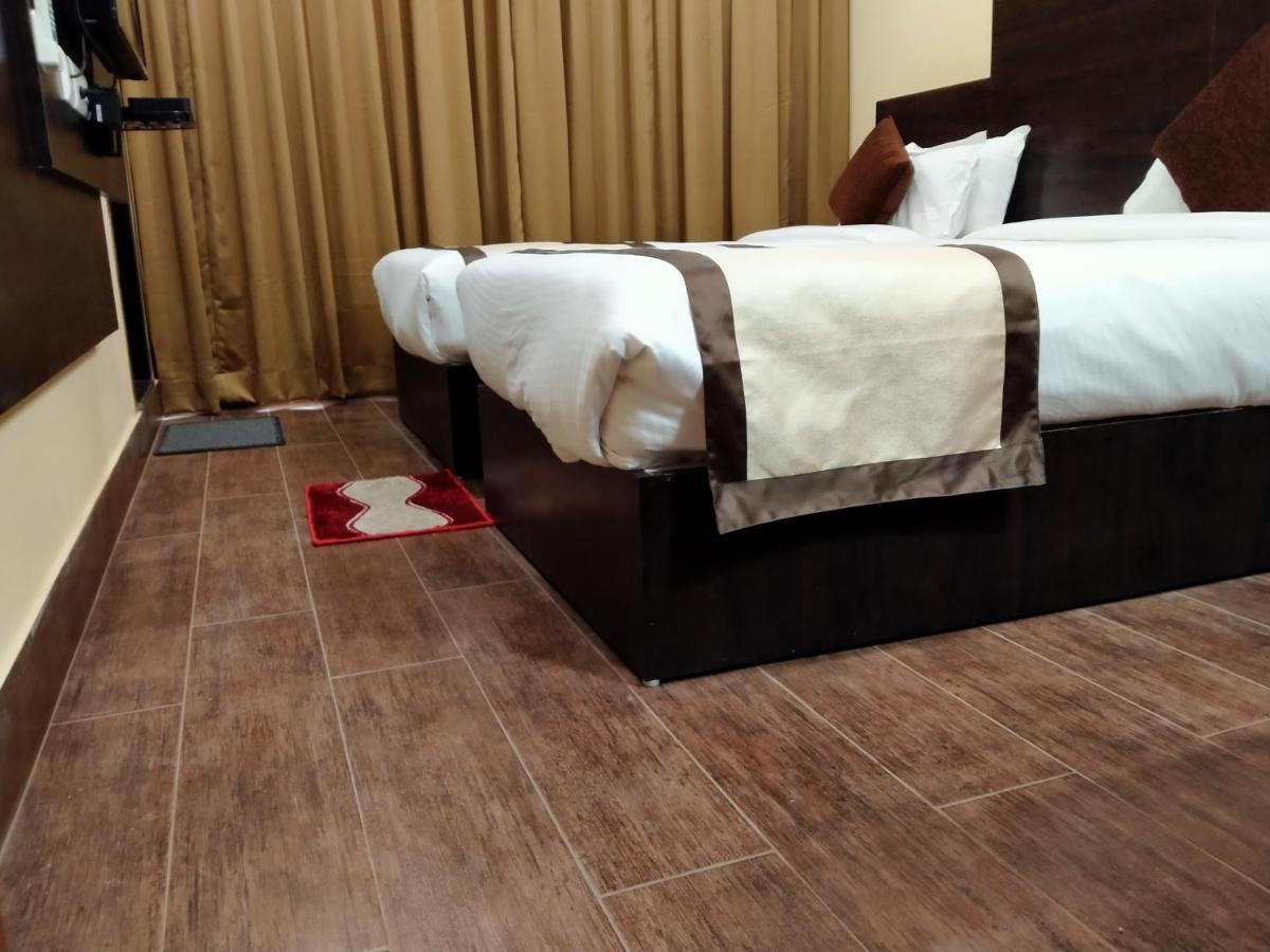 Hotel Royal City 실리구리 외부 사진